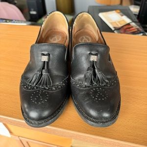 The Wishbone Collection Leather Shoes